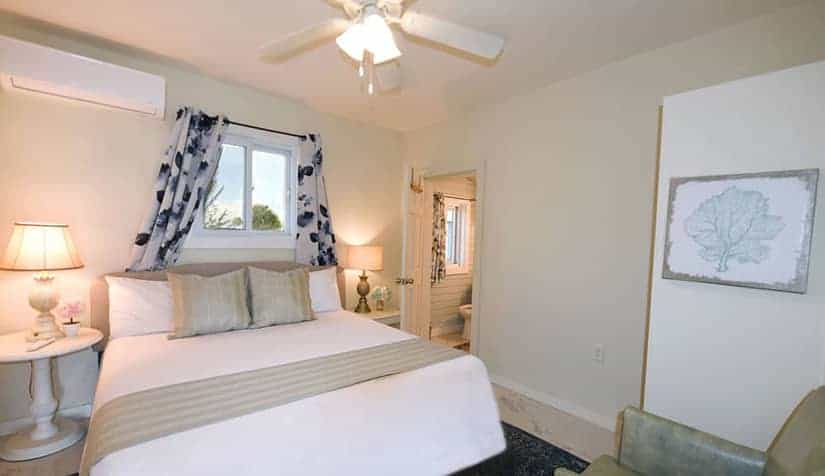 Turtle House Spacious bedroom